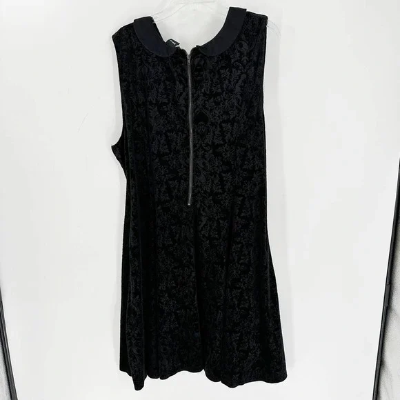 Disney Villain Velvet Embossed Sleeveless Plus Size Skater Dress - Picture 6 of 9